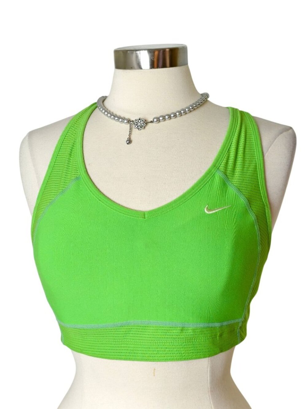 Nike Womens L Sports Bra Green Racerback Lightweight Swoosh Athletic Workout Spo